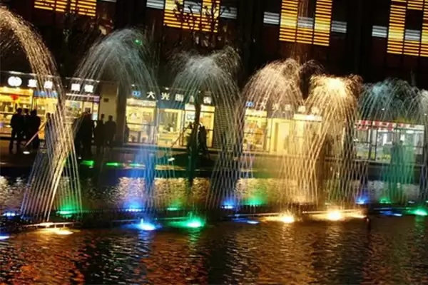 horizontal swing group