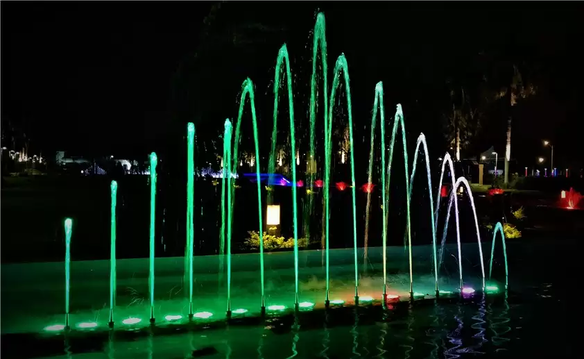 5 Projetos de Fontes Musicais em Grande Escala na Índia Fornecidos pela Himalaya Music Fountain 3 In-ground Rain Dance Fountain And 450M Long Pond Fountain At AATAPI Wonderland, India1