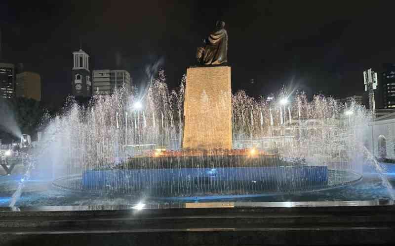 A Fonte Dançante KICC no Quênia, África 2 Kicc dancing fountain