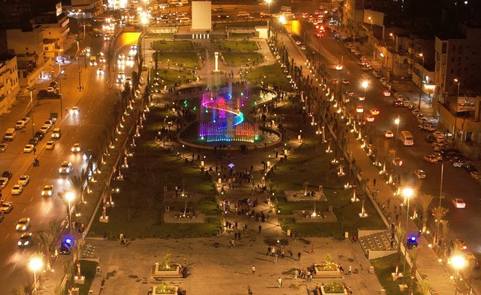 Fontes de água dançantes no Iraque: uma fusão de cultura, fé e design moderno 2 Tahrir Square fountain 4