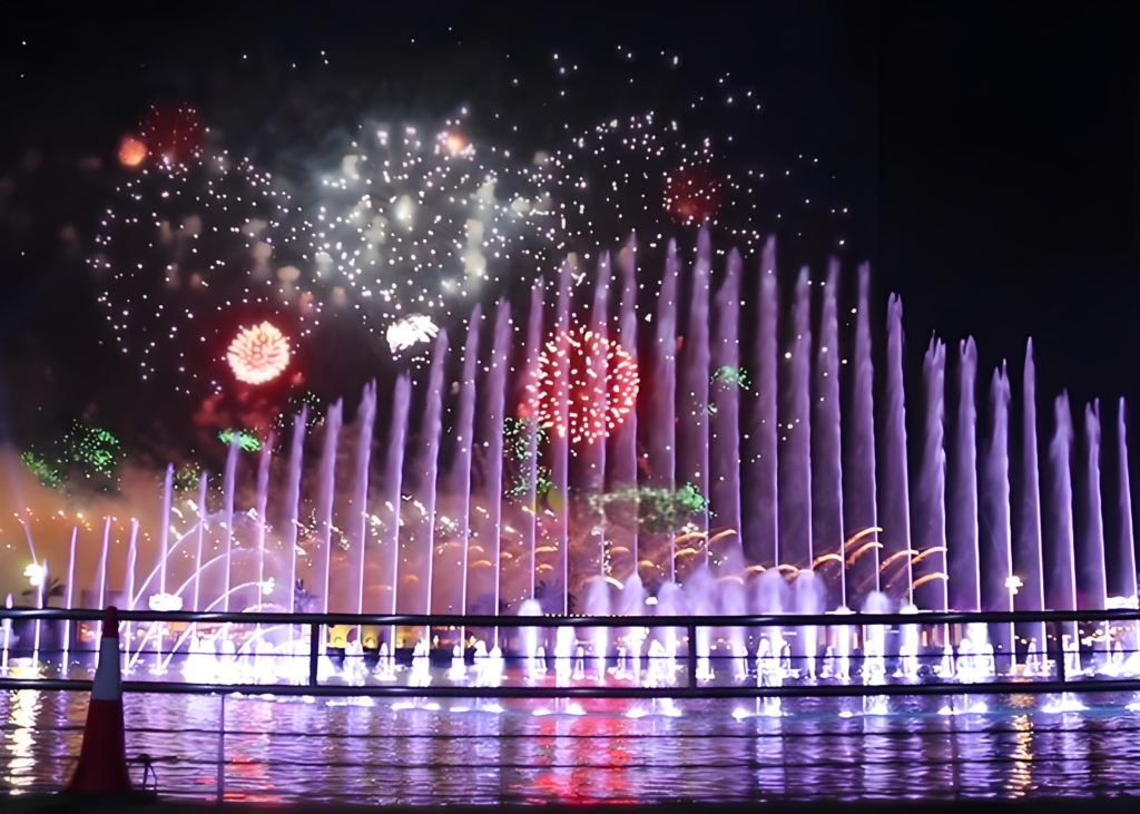The Riyadh Fountain show in Saudi Arabia ,one of the Top 10 Musical Fountains in the World