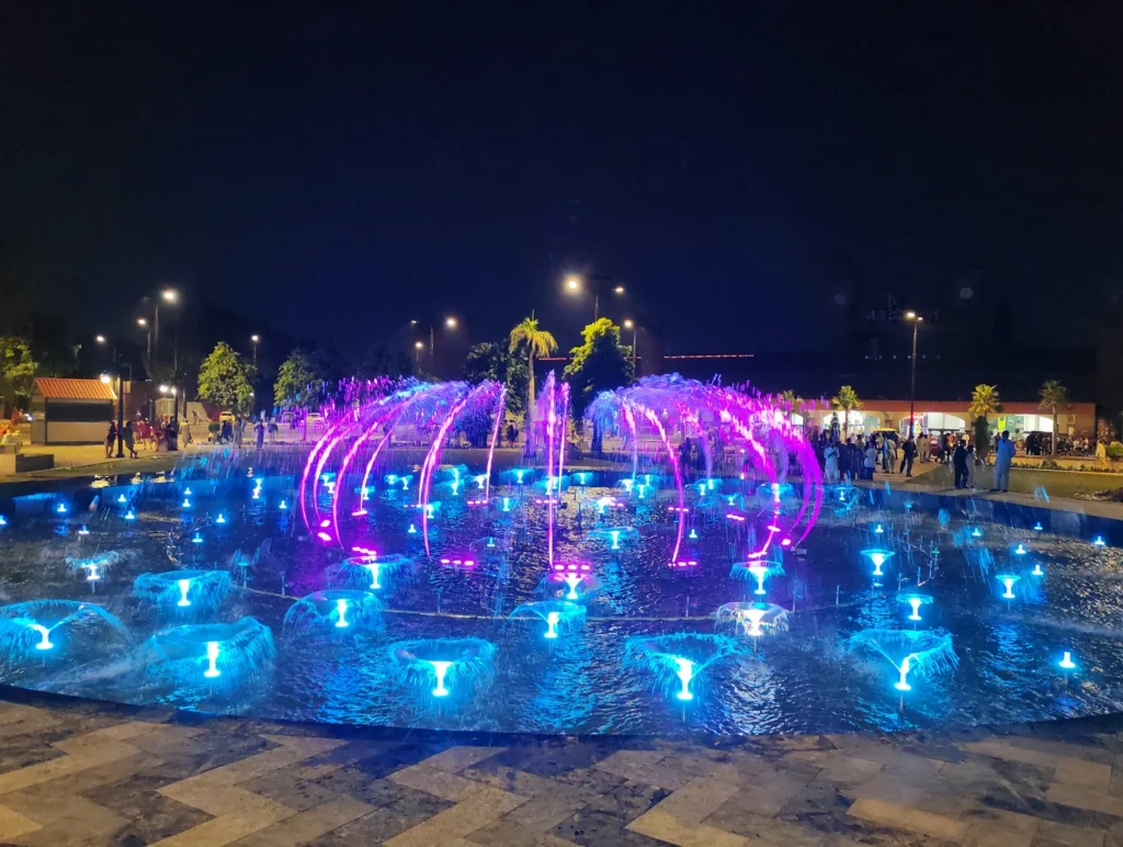 dancing fountain Pakistan